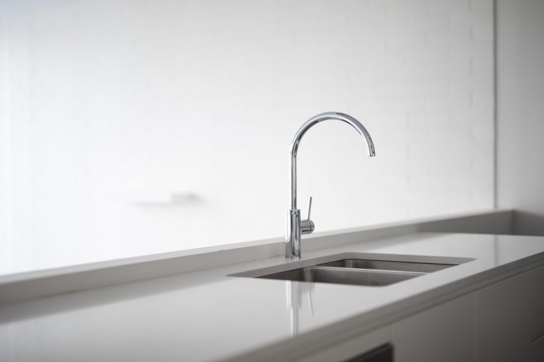 Kitchen sink installation